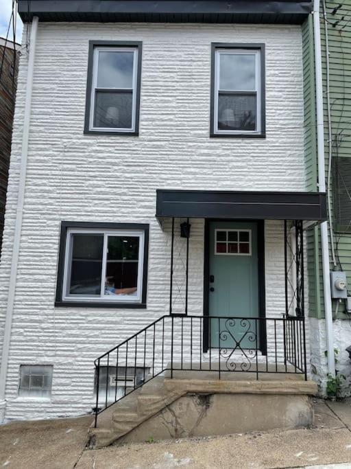 Hip And Bright Lawerenceville 2 Bed Easy Parking Pittsburgh Exterior photo