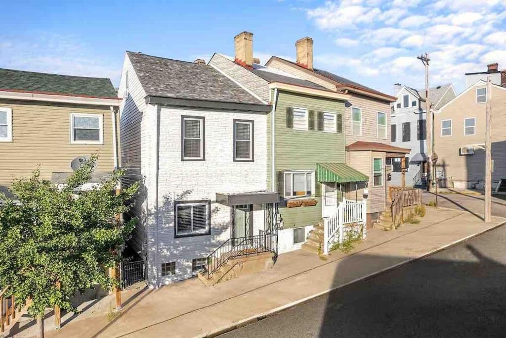 Hip And Bright Lawerenceville 2 Bed Easy Parking Pittsburgh Exterior photo